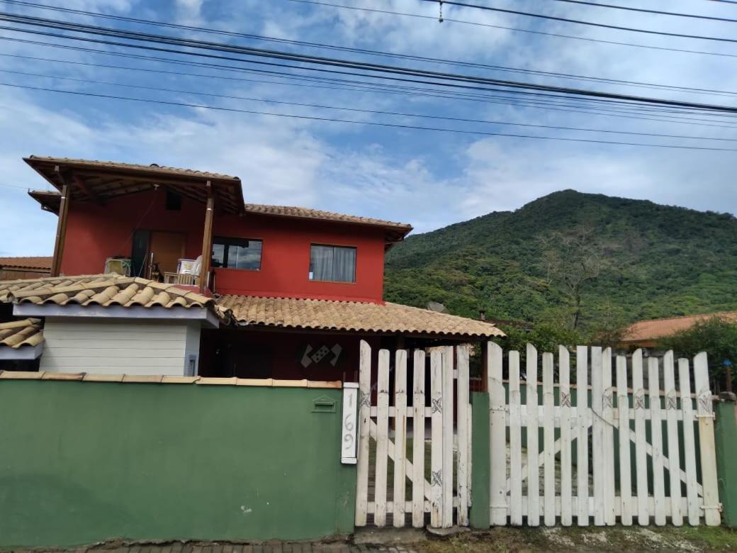 Casa Praia. Linda Varanda Um Cochilo Na Rede